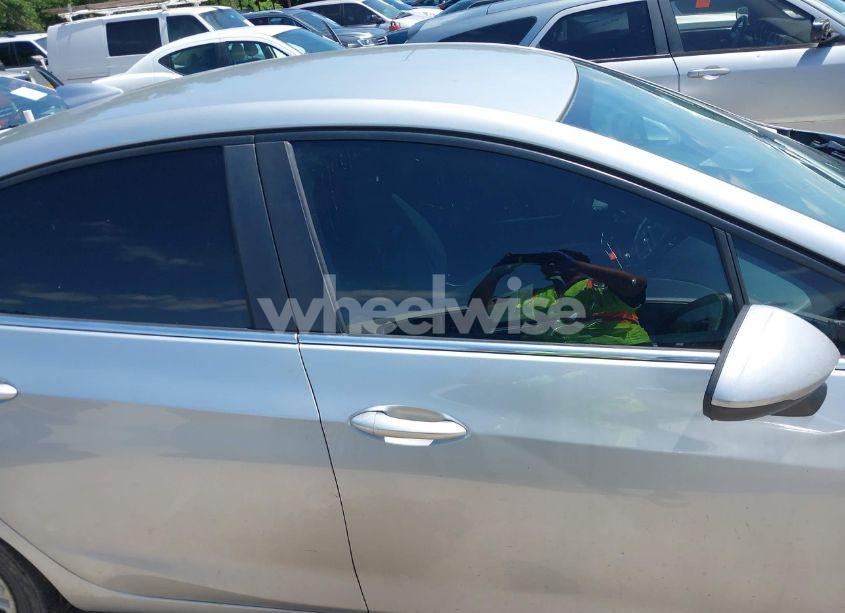 Photo 13 of 2016 Chevrolet Cruze LT AUTO (VIN 1G1BE5SM8G7295110)