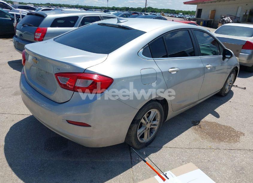 Photo 4 of 2016 Chevrolet Cruze LT AUTO (VIN 1G1BE5SM8G7295110)