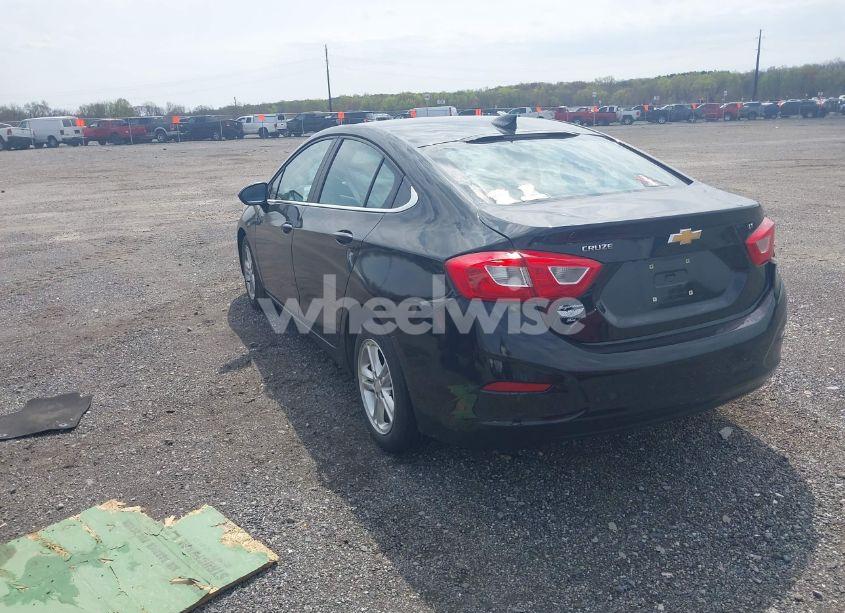 Photo 3 of 2016 Chevrolet Cruze LT AUTO (VIN 1G1BE5SM8G7295172)