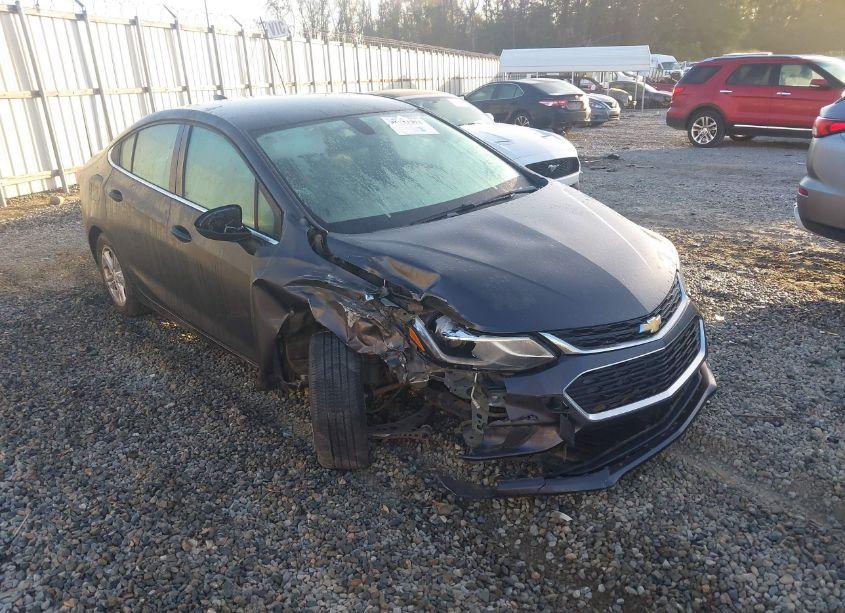 2017 Chevrolet Cruze LT AUTO (VIN 1G1BE5SM8H7102116) main photo