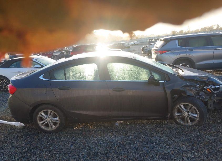 Photo 13 of 2017 Chevrolet Cruze LT AUTO (VIN 1G1BE5SM8H7102116)