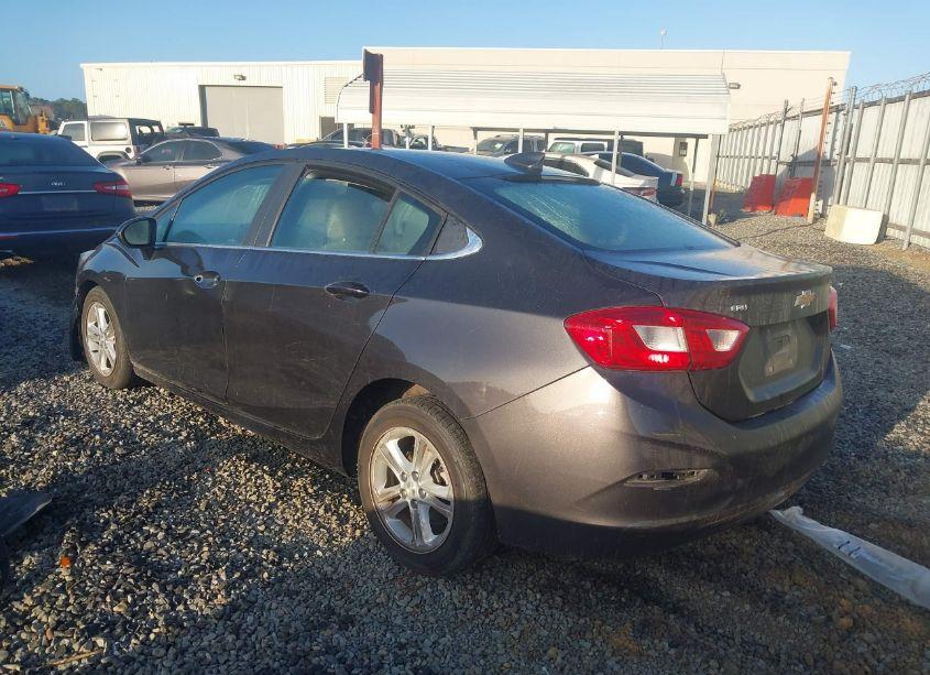 Photo 3 of 2017 Chevrolet Cruze LT AUTO (VIN 1G1BE5SM8H7102116)