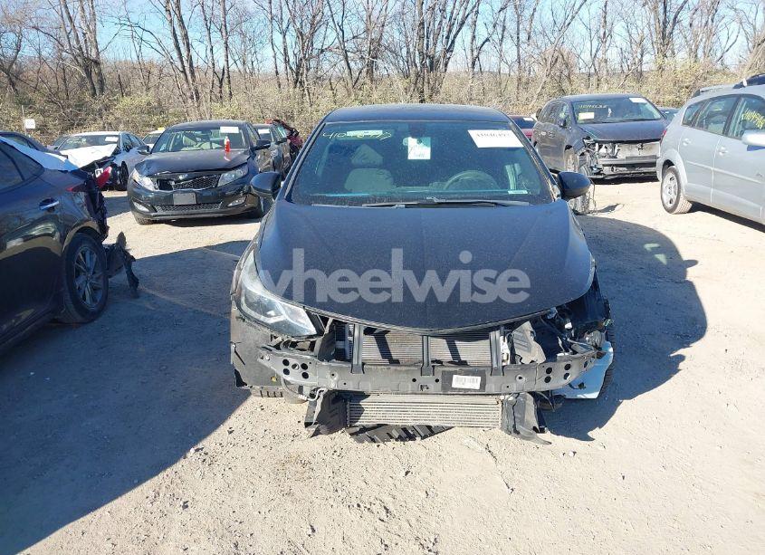 Photo 13 of 2017 Chevrolet Cruze LT AUTO (VIN 1G1BE5SM8H7112841)