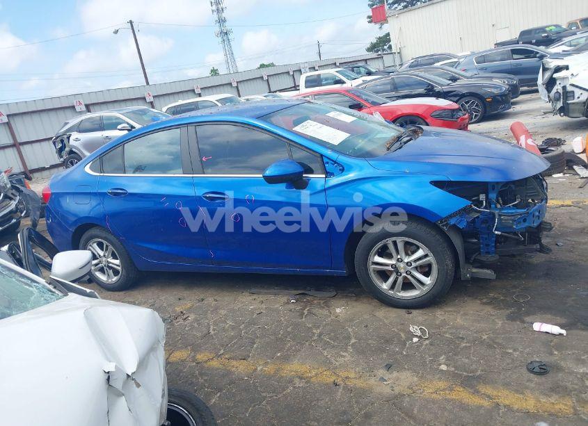Photo 13 of 2017 Chevrolet Cruze LT AUTO (VIN 1G1BE5SM8H7115433)