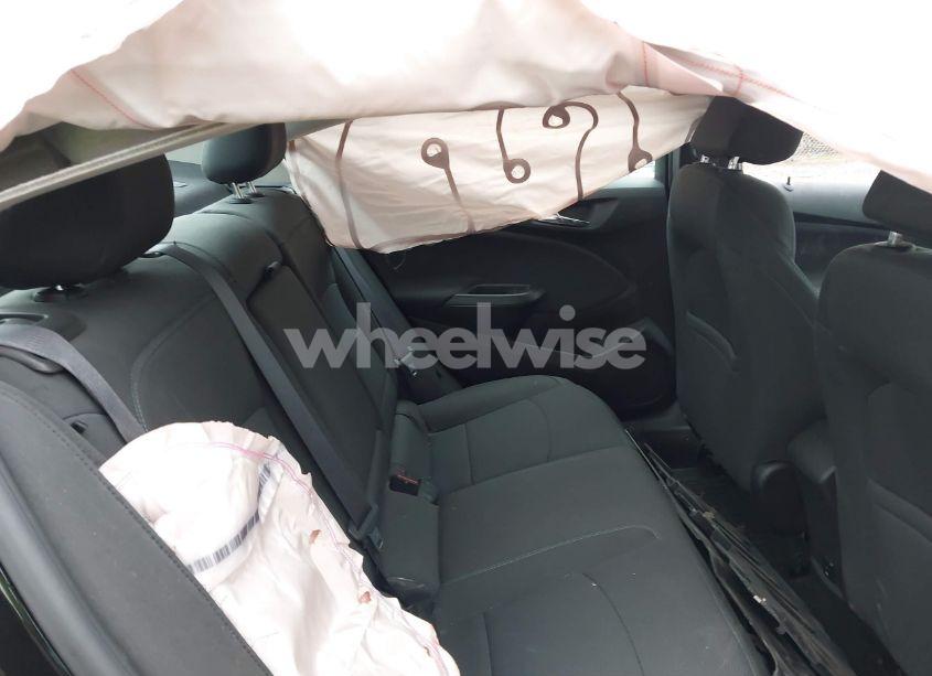 Photo 8 of 2017 Chevrolet Cruze LT AUTO (VIN 1G1BE5SM8H7136587)