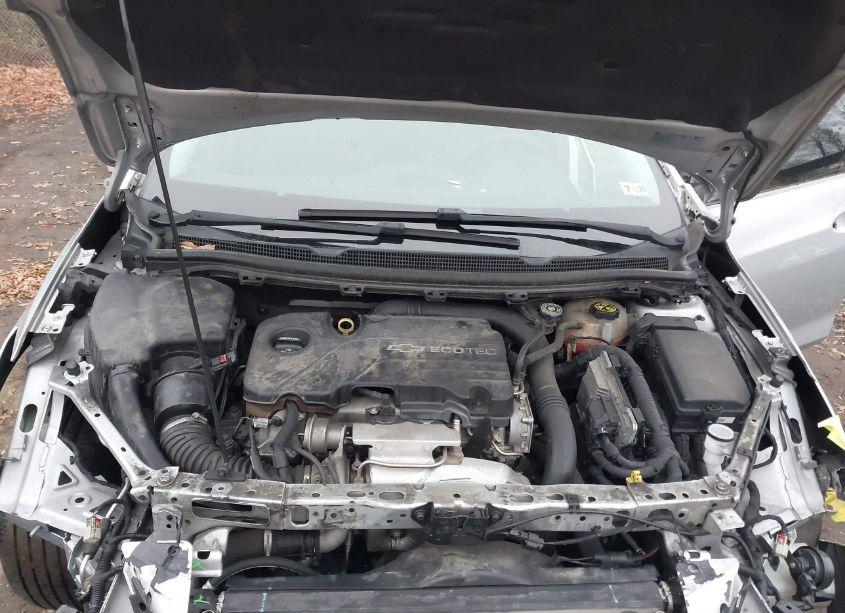 Photo 10 of 2017 Chevrolet Cruze LT AUTO (VIN 1G1BE5SM8H7141191)