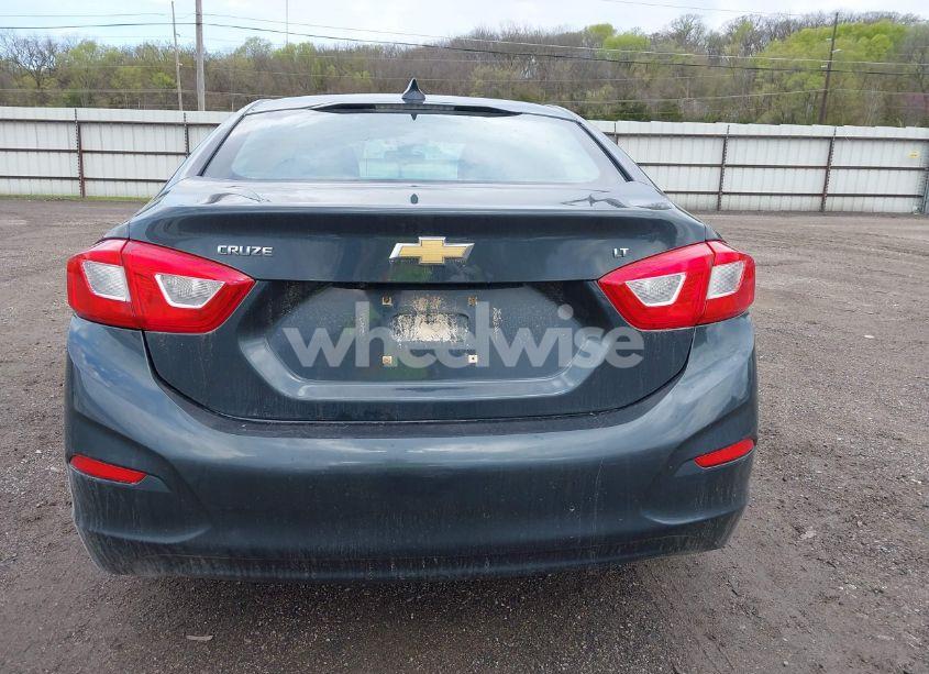 Photo 16 of 2017 Chevrolet Cruze LT AUTO (VIN 1G1BE5SM8H7141501)
