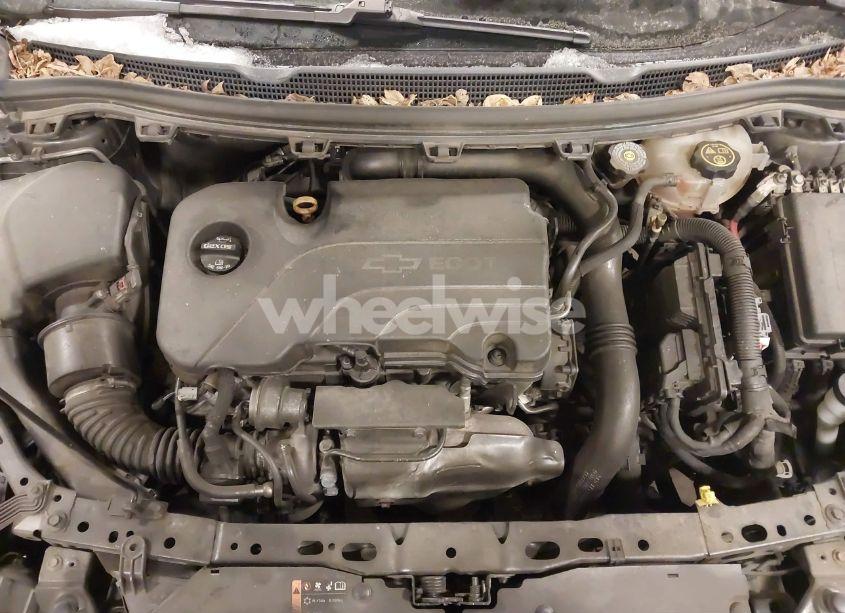 Photo 10 of 2017 Chevrolet Cruze LT AUTO (VIN 1G1BE5SM8H7159528)