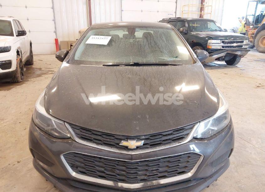 Photo 12 of 2017 Chevrolet Cruze LT AUTO (VIN 1G1BE5SM8H7159528)
