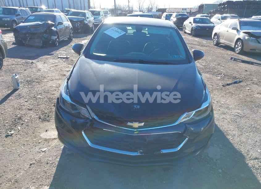 Photo 12 of 2017 Chevrolet Cruze LT AUTO (VIN 1G1BE5SM8H7169413)