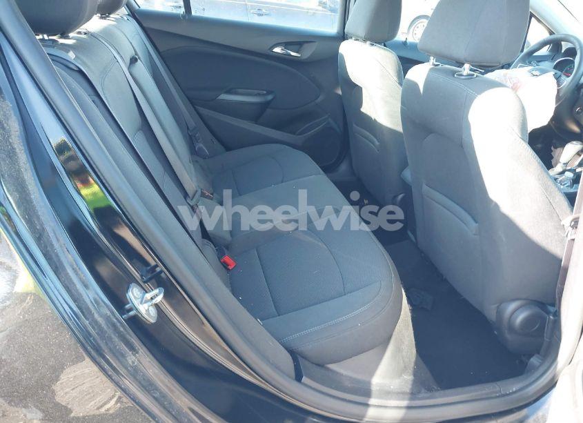 Photo 8 of 2017 Chevrolet Cruze LT AUTO (VIN 1G1BE5SM8H7169413)