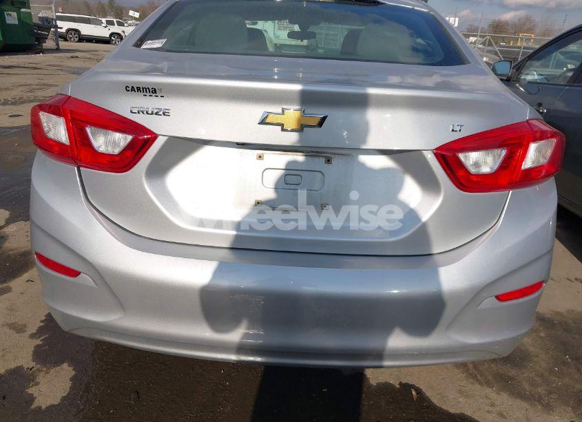 Photo 16 of 2017 Chevrolet Cruze LT AUTO (VIN 1G1BE5SM8H7171789)