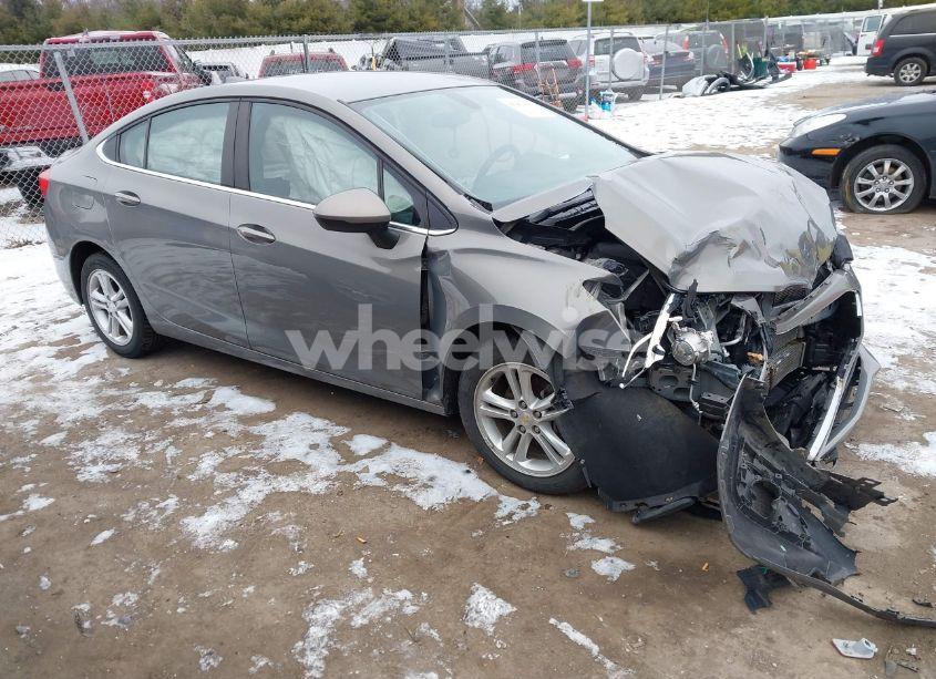 Photo 13 of 2017 Chevrolet Cruze LT AUTO (VIN 1G1BE5SM8H7179570)