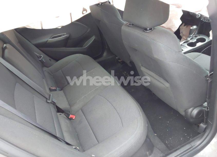 Photo 8 of 2017 Chevrolet Cruze LT AUTO (VIN 1G1BE5SM8H7179570)