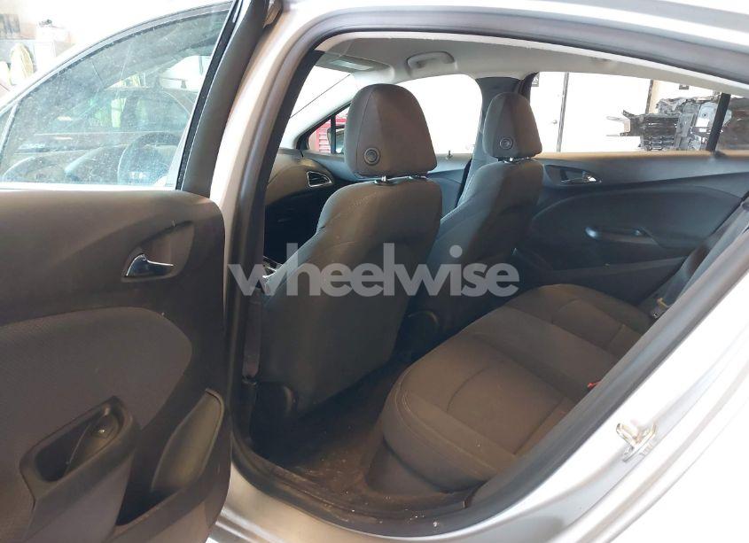 Photo 8 of 2017 Chevrolet Cruze LT AUTO (VIN 1G1BE5SM8H7182176)