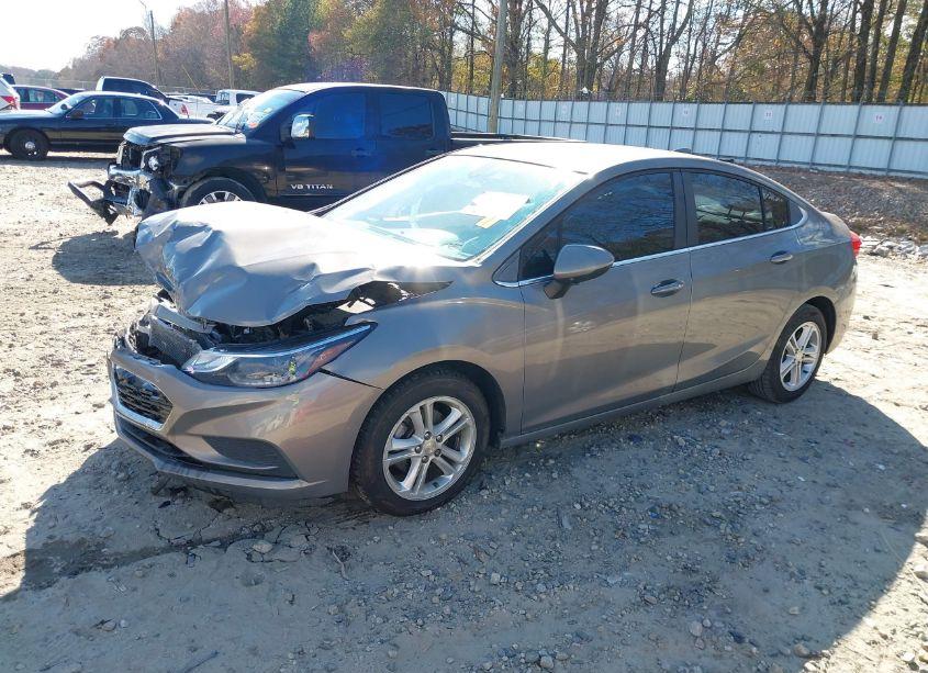 Photo 2 of 2017 Chevrolet Cruze LT AUTO (VIN 1G1BE5SM8H7216519)