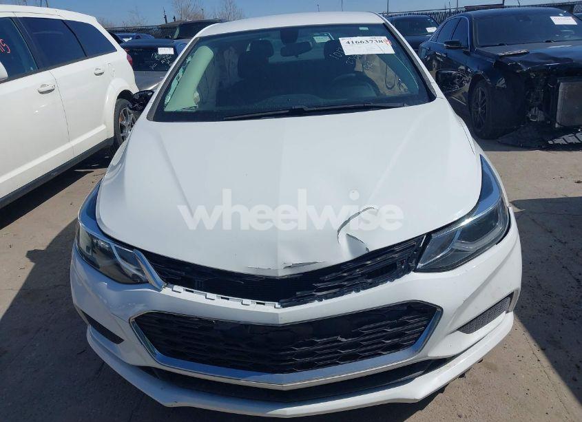 Photo 12 of 2017 Chevrolet Cruze LT AUTO (VIN 1G1BE5SM8H7234616)