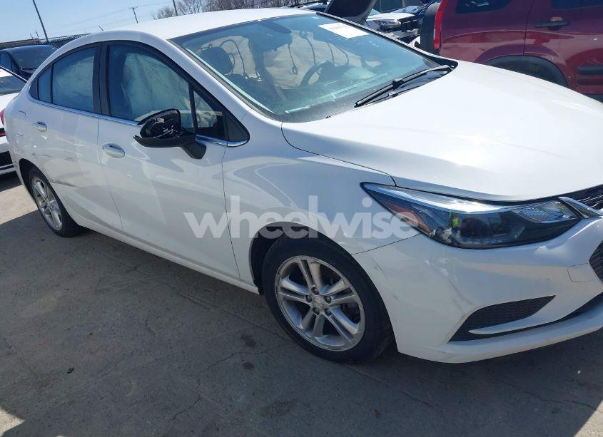 Photo 13 of 2017 Chevrolet Cruze LT AUTO (VIN 1G1BE5SM8H7234616)