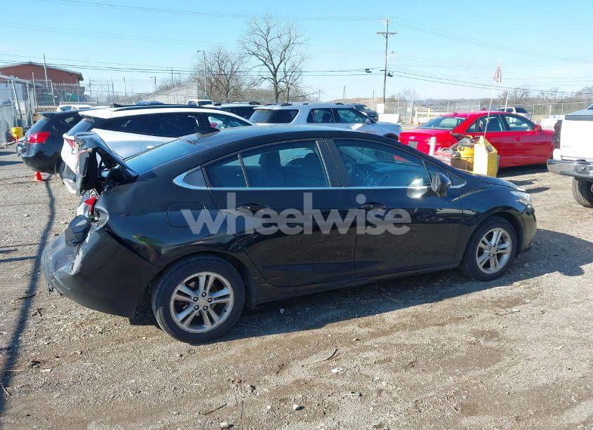 Photo 13 of 2017 Chevrolet Cruze LT AUTO (VIN 1G1BE5SM8H7234664)