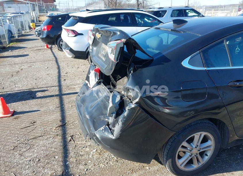 Photo 18 of 2017 Chevrolet Cruze LT AUTO (VIN 1G1BE5SM8H7234664)