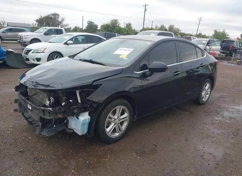 Photo 2 of 2017 Chevrolet Cruze LT AUTO (VIN 1G1BE5SM8H7256955)