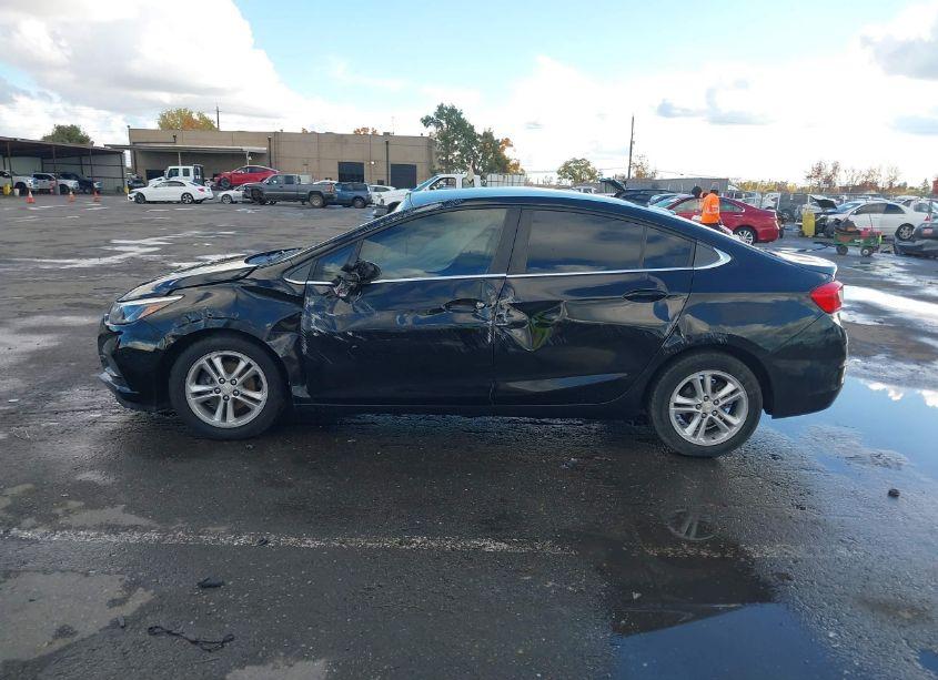 Photo 14 of 2017 Chevrolet Cruze LT AUTO (VIN 1G1BE5SM8H7271732)