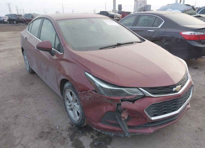 2018 Chevrolet Cruze LT AUTO (VIN 1G1BE5SM8J7111890) main photo