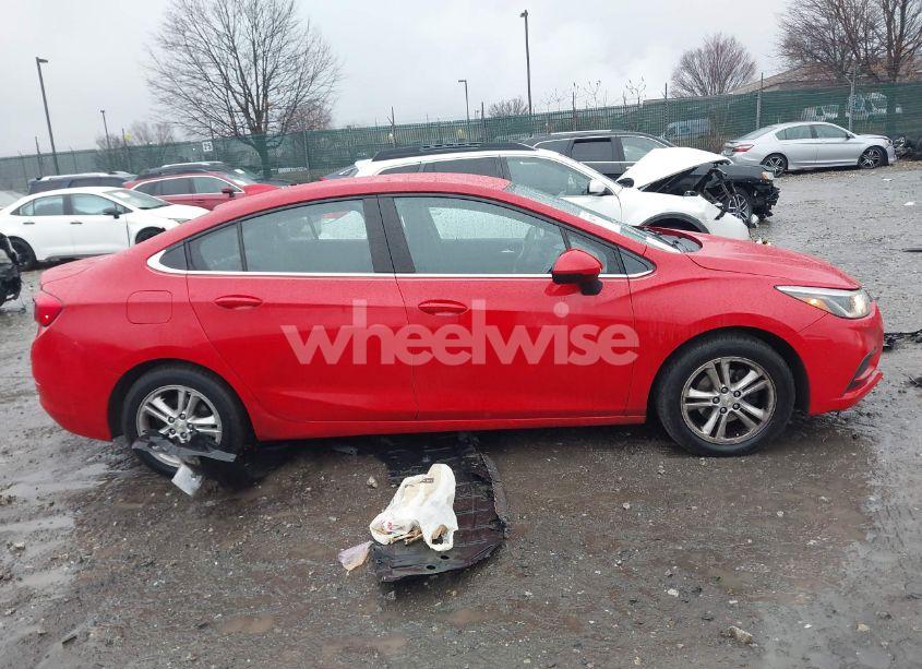 Photo 12 of 2018 Chevrolet Cruze LT AUTO (VIN 1G1BE5SM8J7119374)