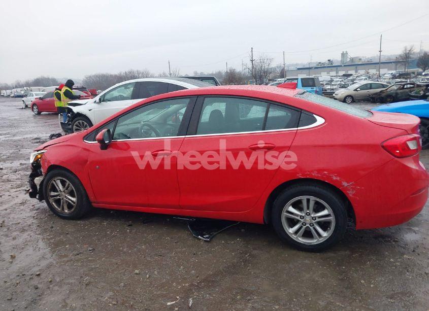 Photo 13 of 2018 Chevrolet Cruze LT AUTO (VIN 1G1BE5SM8J7119374)