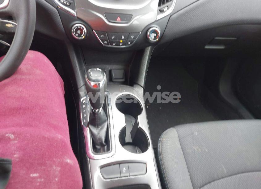 Photo 19 of 2018 Chevrolet Cruze LT AUTO (VIN 1G1BE5SM8J7138717)
