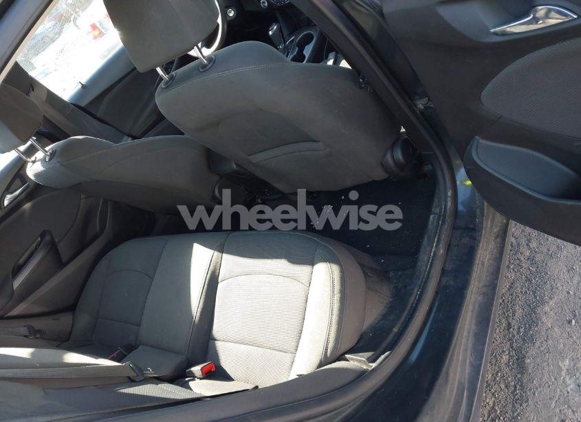 Photo 8 of 2018 Chevrolet Cruze LT AUTO (VIN 1G1BE5SM8J7155663)