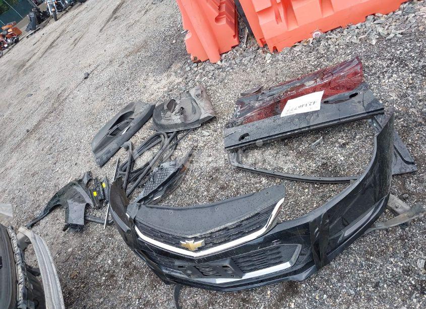 Photo 12 of 2018 Chevrolet Cruze LT AUTO (VIN 1G1BE5SM8J7199680)