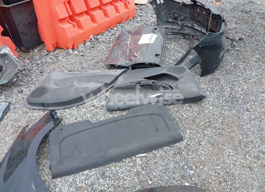 Photo 20 of 2018 Chevrolet Cruze LT AUTO (VIN 1G1BE5SM8J7199680)