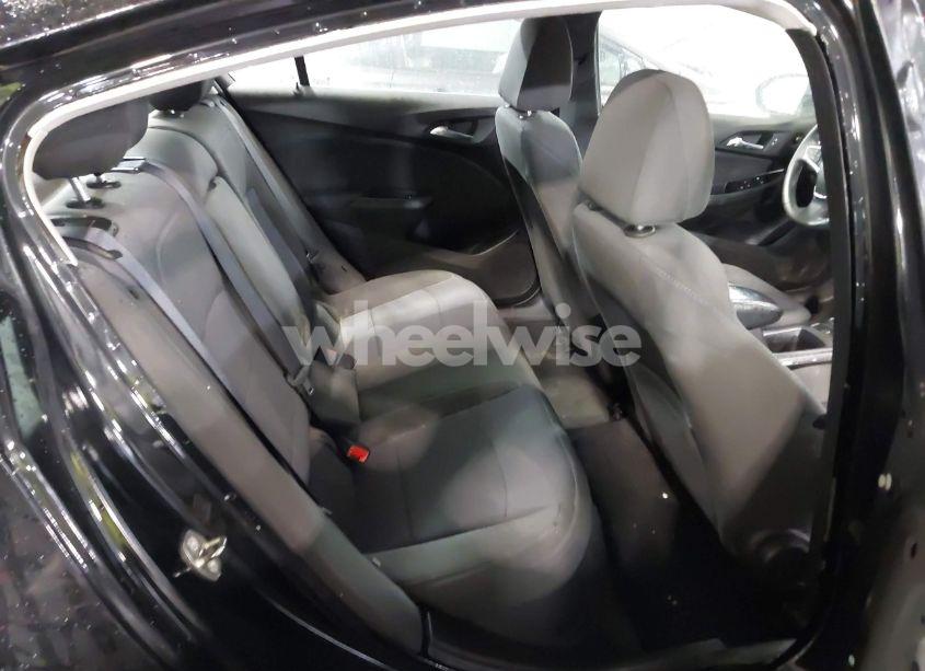 Photo 8 of 2018 Chevrolet Cruze LT AUTO (VIN 1G1BE5SM8J7199680)