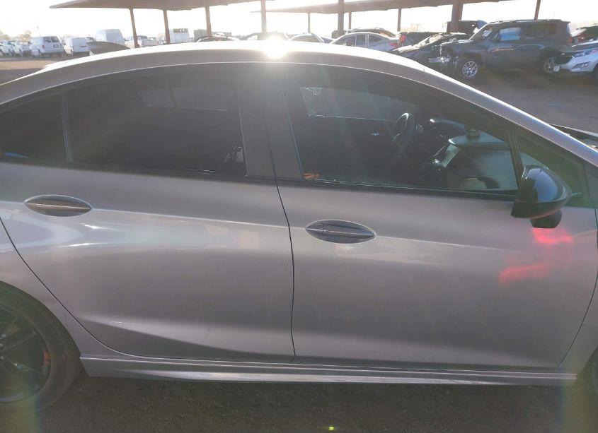 Photo 13 of 2018 Chevrolet Cruze LT AUTO (VIN 1G1BE5SM8J7219586)