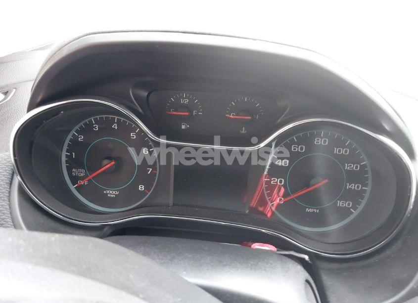 Photo 7 of 2018 Chevrolet Cruze LT AUTO (VIN 1G1BE5SM8J7224299)