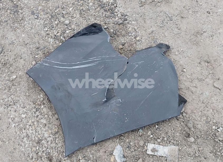 Photo 12 of 2018 Chevrolet Cruze LT AUTO (VIN 1G1BE5SM8J7230894)