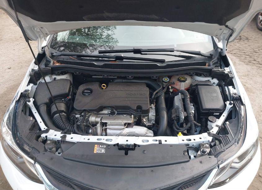 Photo 10 of 2019 Chevrolet Cruze LT (VIN 1G1BE5SM8K7111602)