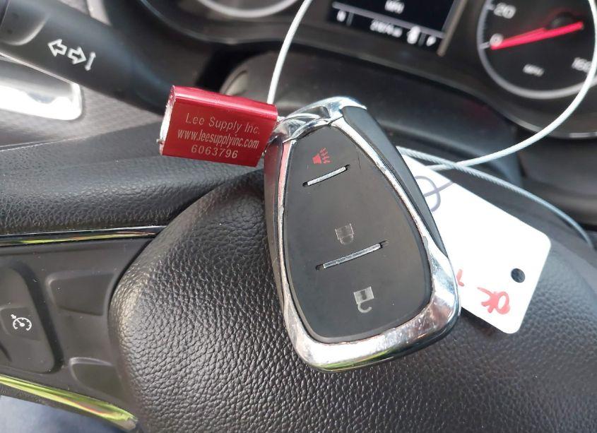 Photo 11 of 2019 Chevrolet Cruze LT (VIN 1G1BE5SM8K7111602)