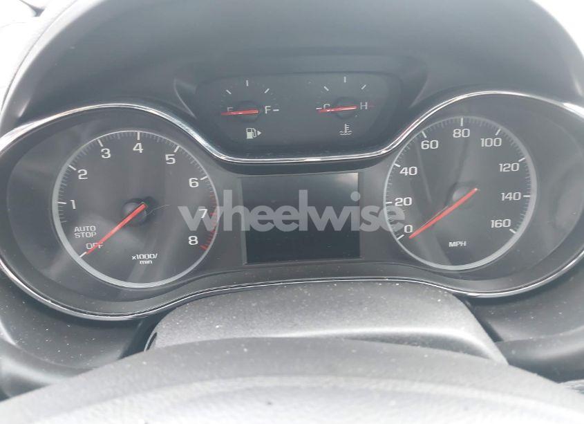 Photo 7 of 2019 Chevrolet Cruze LT (VIN 1G1BE5SM8K7138508)