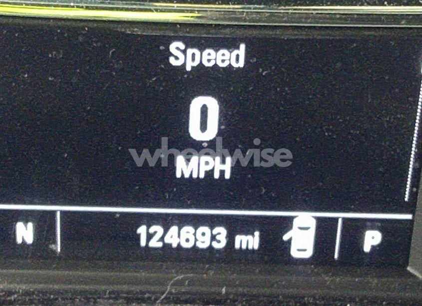 Photo 15 of 2019 Chevrolet Cruze LT (VIN 1G1BE5SM8K7142638)