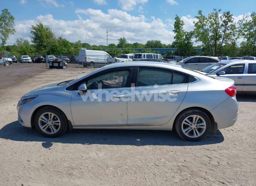 Photo 14 of 2016 Chevrolet Cruze LT (VIN 1G1BE5SM9G7237958)