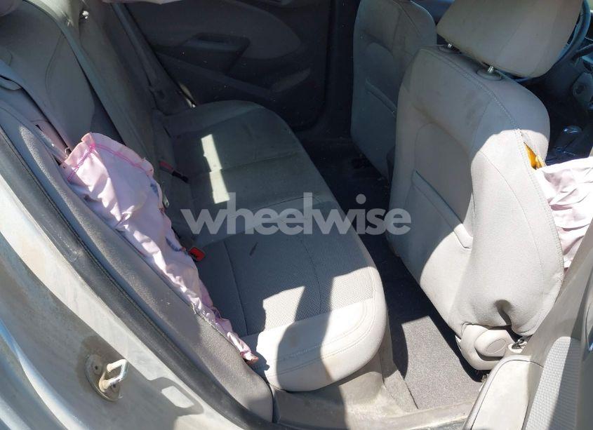 Photo 8 of 2016 Chevrolet Cruze LT (VIN 1G1BE5SM9G7237958)