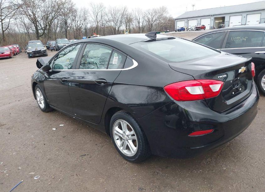 Photo 3 of 2016 Chevrolet Cruze LT AUTO (VIN 1G1BE5SM9G7243498)