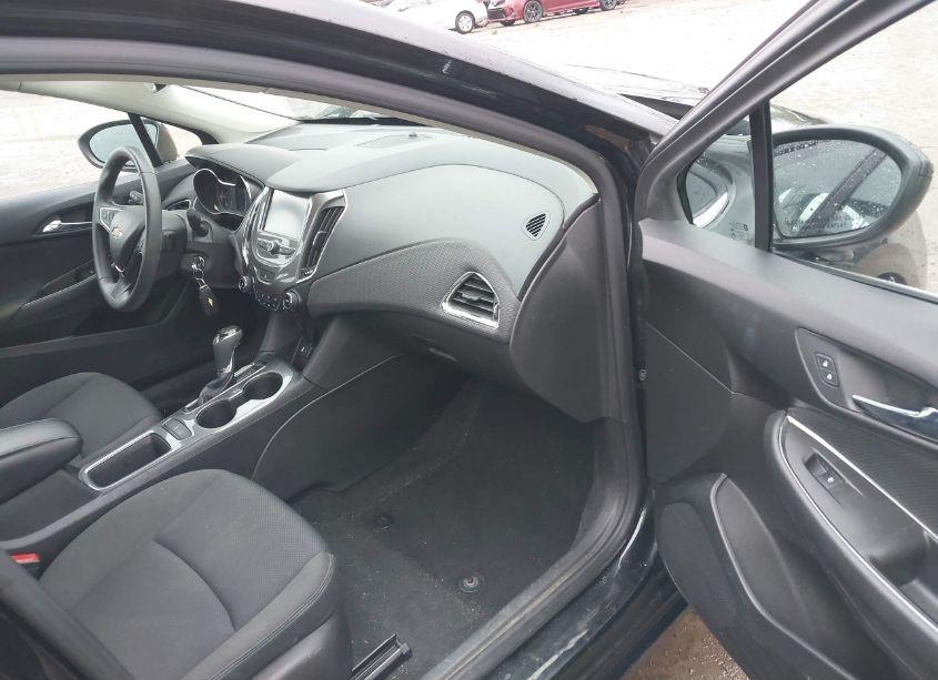 Photo 5 of 2016 Chevrolet Cruze LT AUTO (VIN 1G1BE5SM9G7243498)