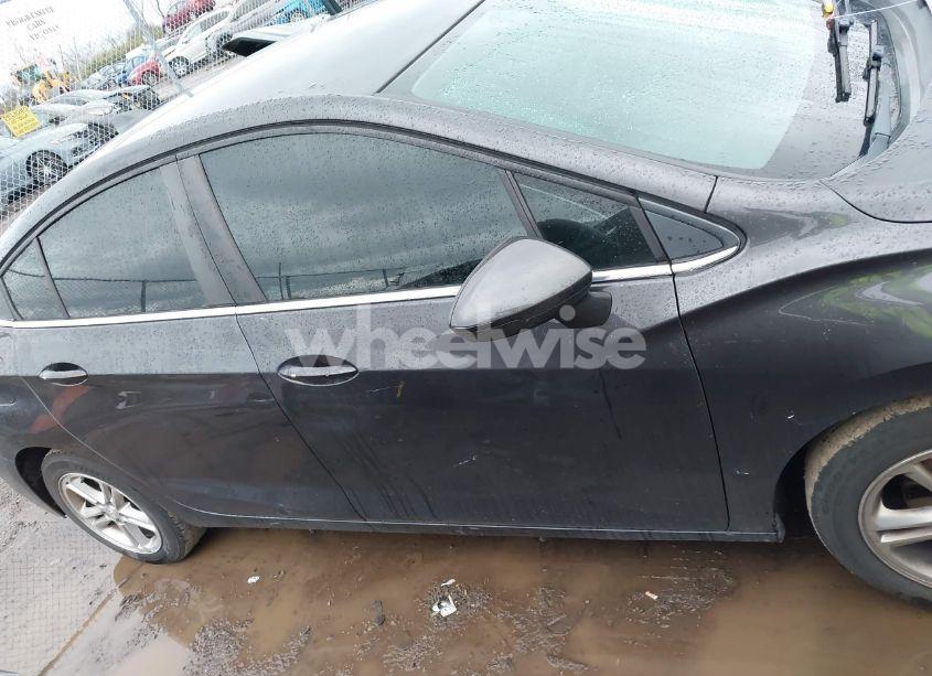 Photo 13 of 2016 Chevrolet Cruze LT AUTO (VIN 1G1BE5SM9G7274914)