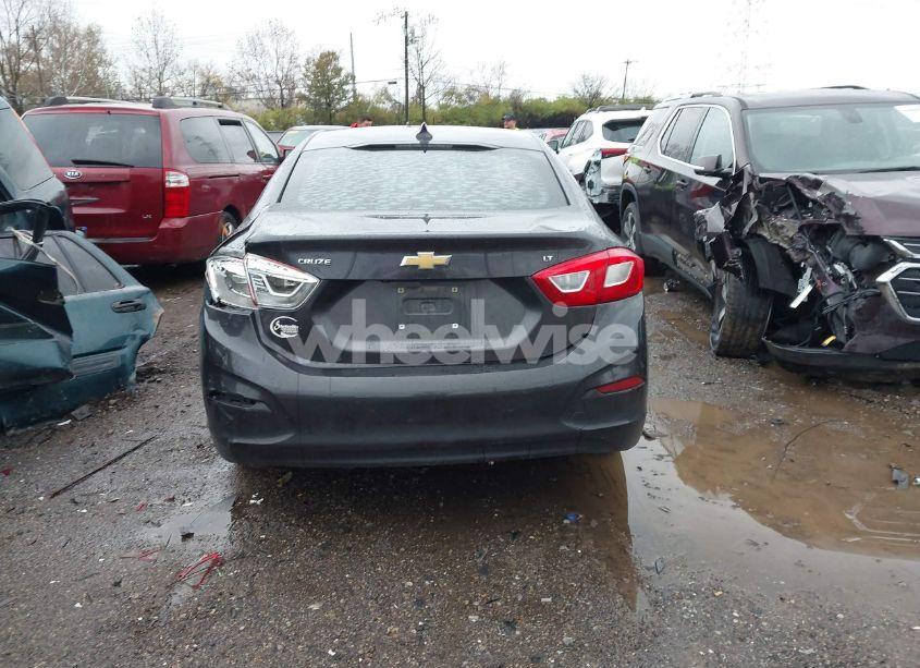 Photo 16 of 2016 Chevrolet Cruze LT AUTO (VIN 1G1BE5SM9G7274914)