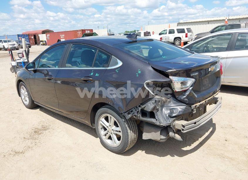 Photo 3 of 2016 Chevrolet Cruze LT AUTO (VIN 1G1BE5SM9G7276968)