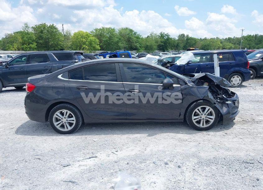 Photo 13 of 2016 Chevrolet Cruze LT AUTO (VIN 1G1BE5SM9G7281202)