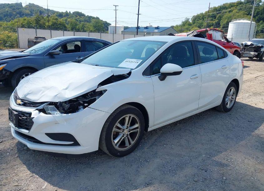 Photo 2 of 2016 Chevrolet Cruze LT AUTO (VIN 1G1BE5SM9G7283127)